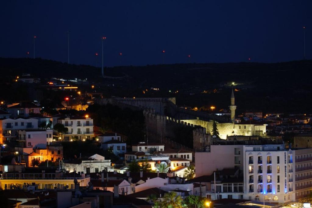 Cesme Minerva Port Hotel Экстерьер фото